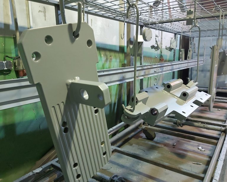 Lakierowanie elementów rolniczych i części maszyn 